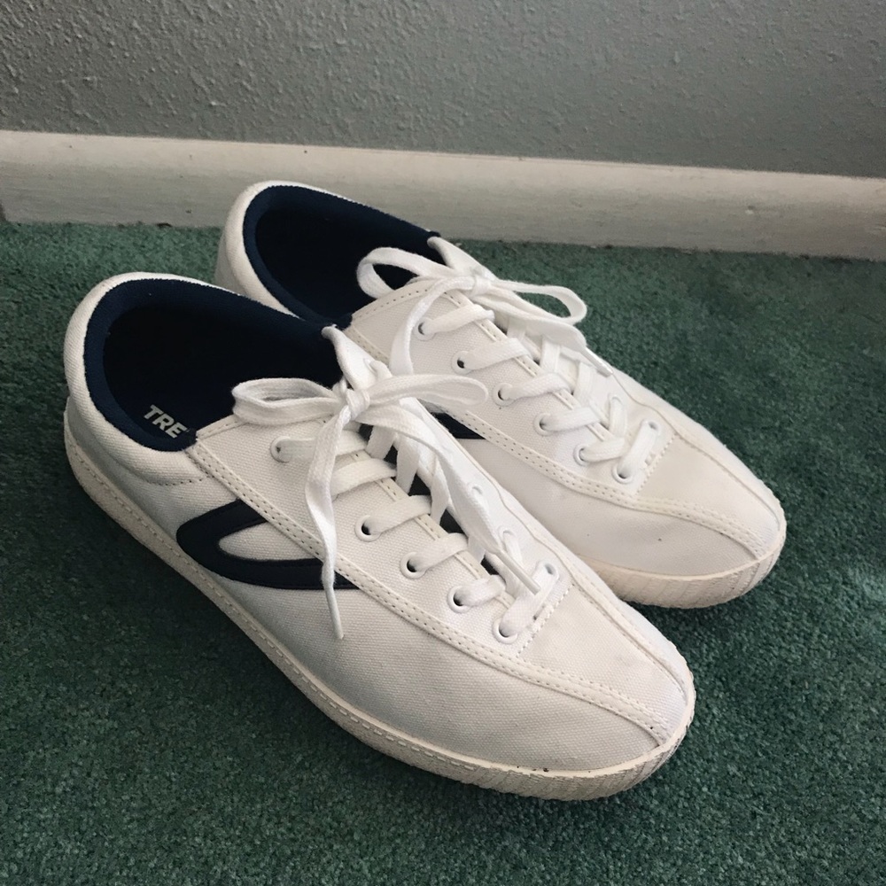 ⚠️SOLD Tretorn Nylite Plus Sneaker White Navy
